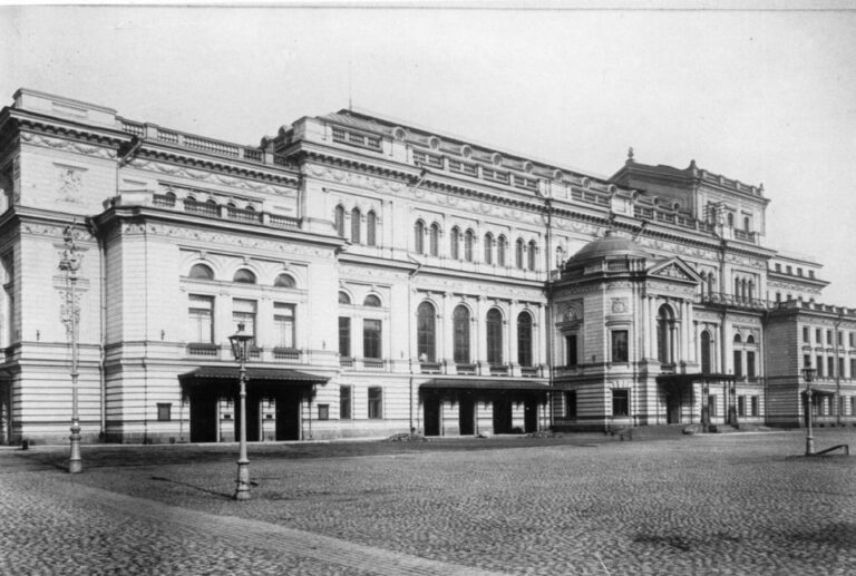 Петербургская консерватория фото